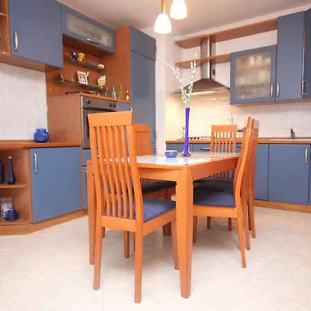 Apartment Sandra